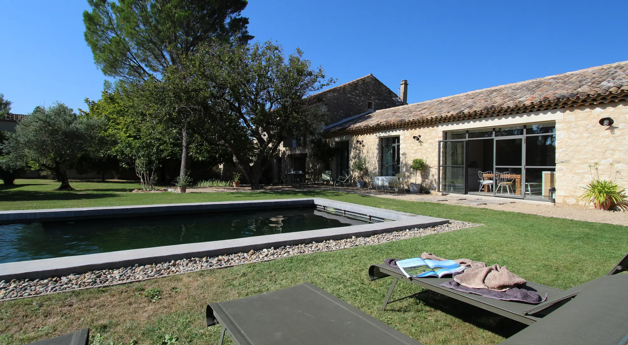 Le Mas d'Aubune, charmante boerderij voor 4 personen in de Provence