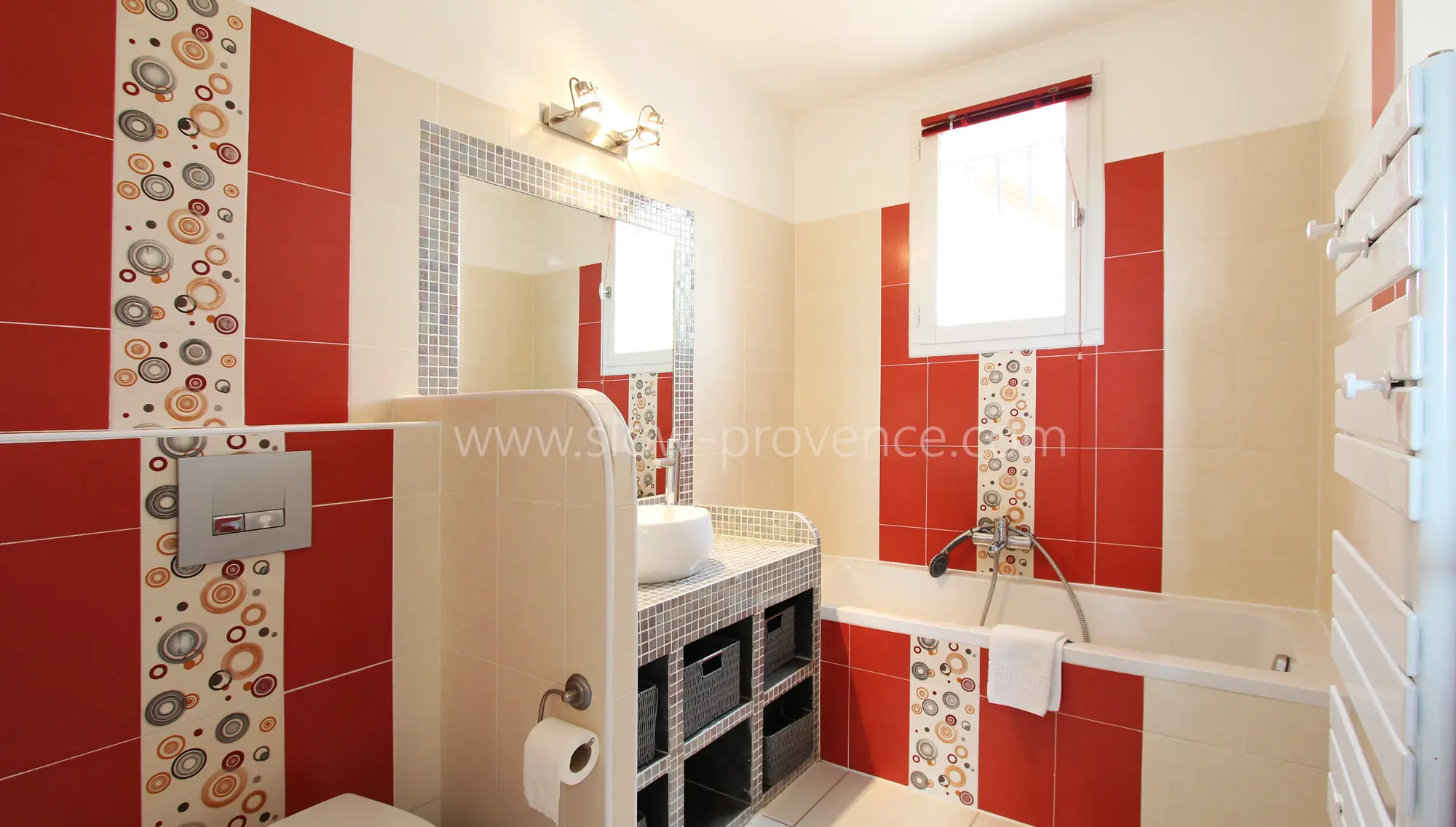 Salle de bain partagée entre les chambres 2 et 3