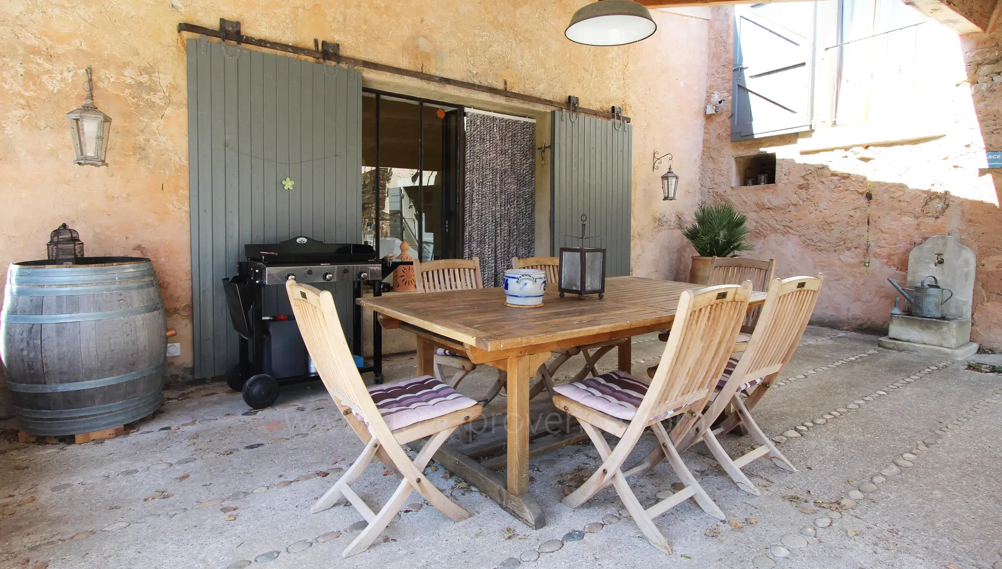 Schattige Terrasse