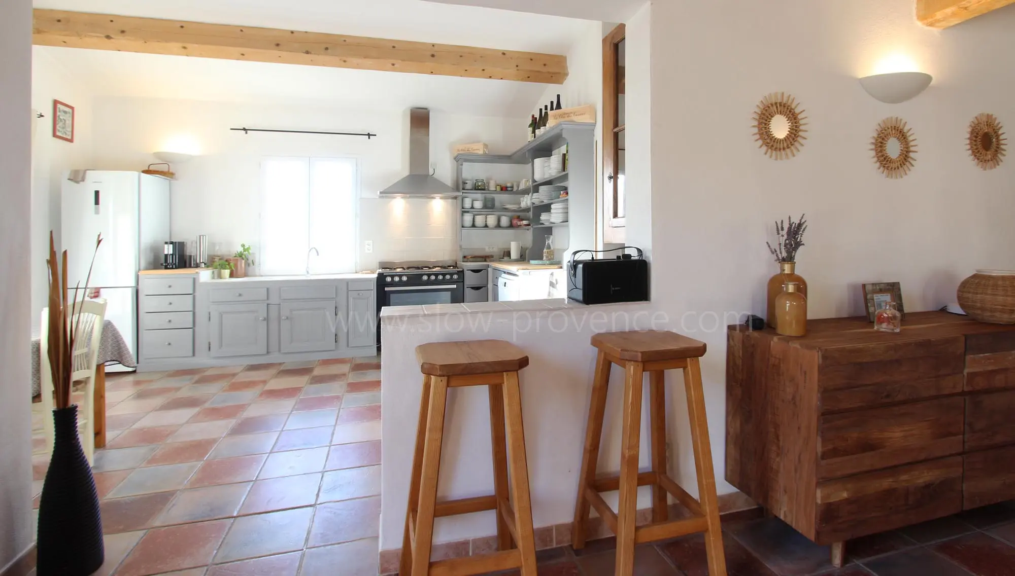 Cuisine ouverte toute équipée
